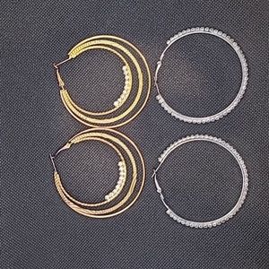 Vintage style Hoop earrings, set of 2